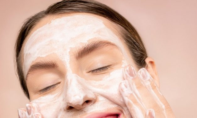 Como fazer uma máscara na pele